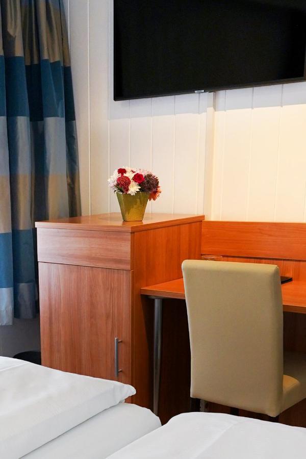 Hotel Im Kupferkessel Köln Ngoại thất bức ảnh